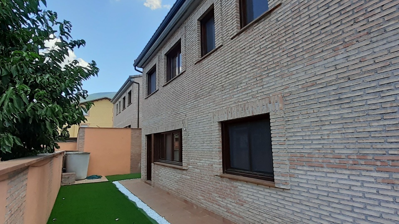 Photo of Outdoor in La Adrada