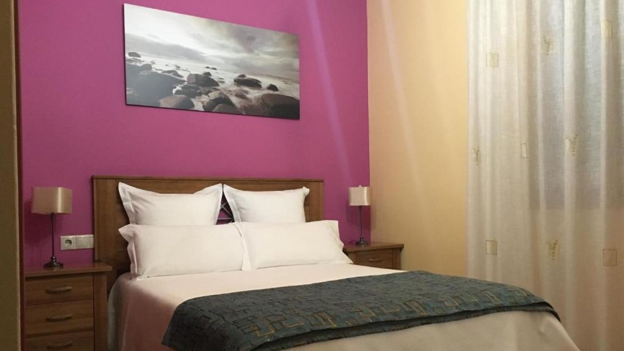 Photo of Bedroom in Poio