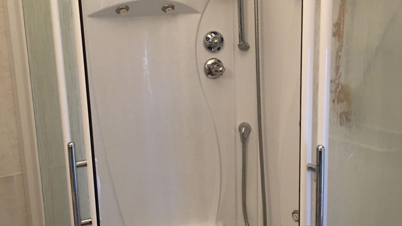 Photo of Bathroom in Charchilla