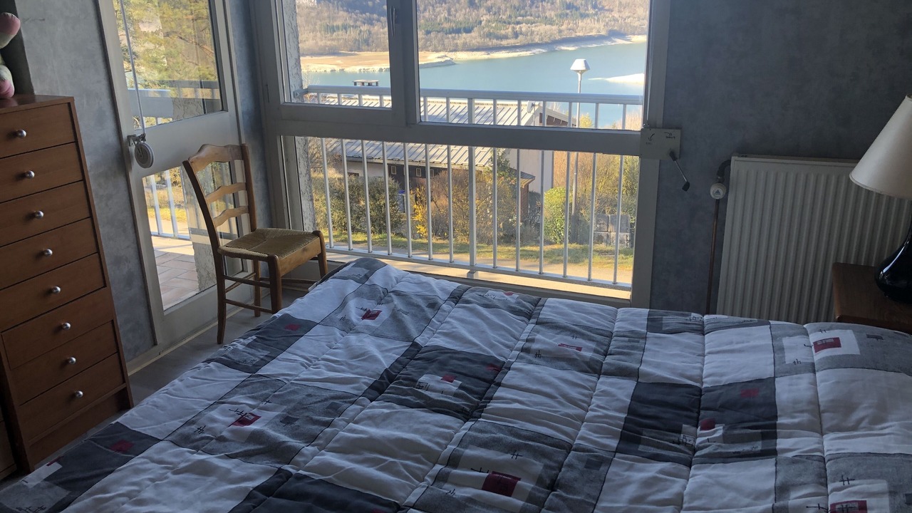 Photo of Bedroom in Charchilla