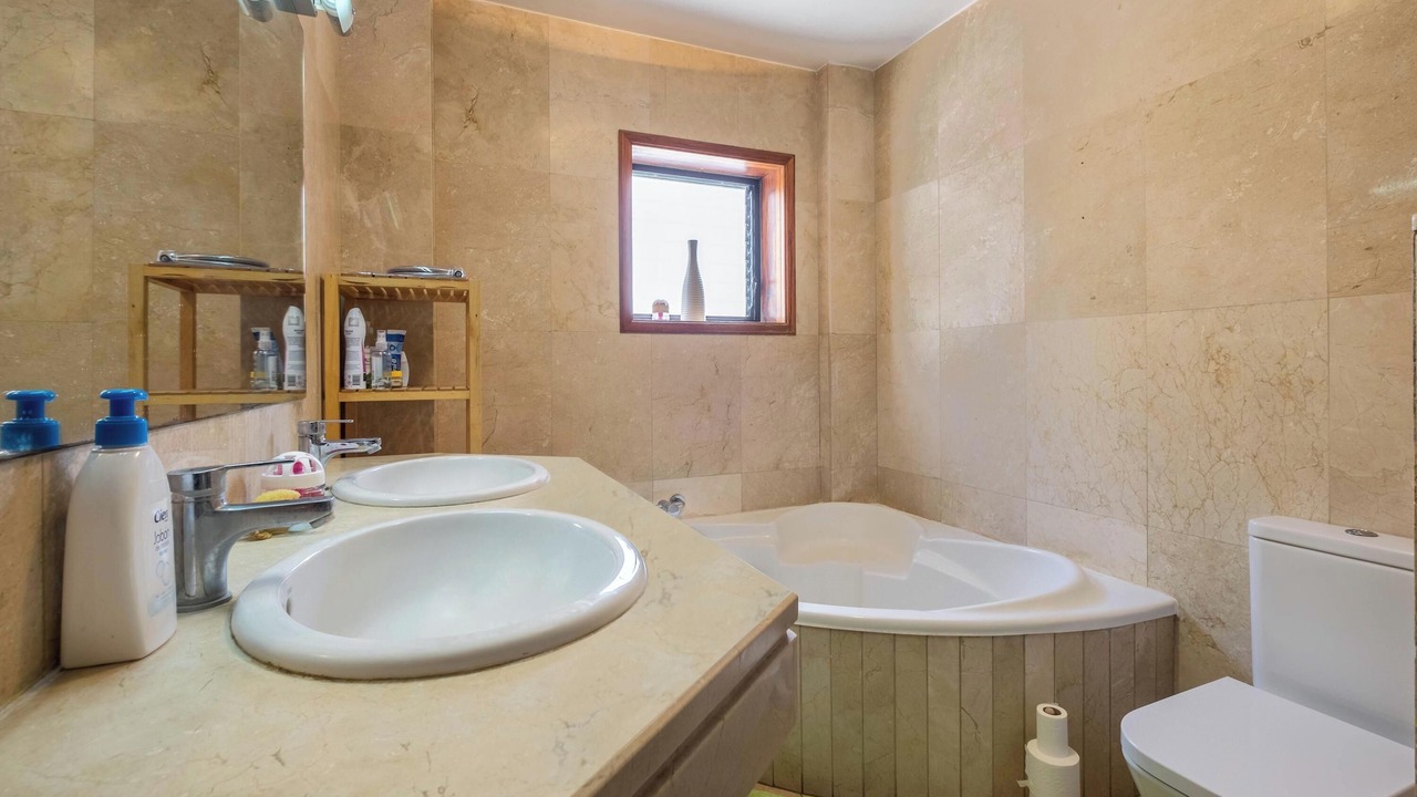 Photo of Bathroom in Los Gigantes