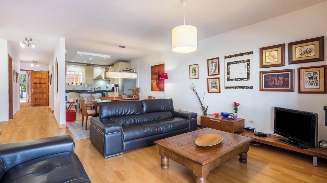 Photo of Livingroom in Los Gigantes