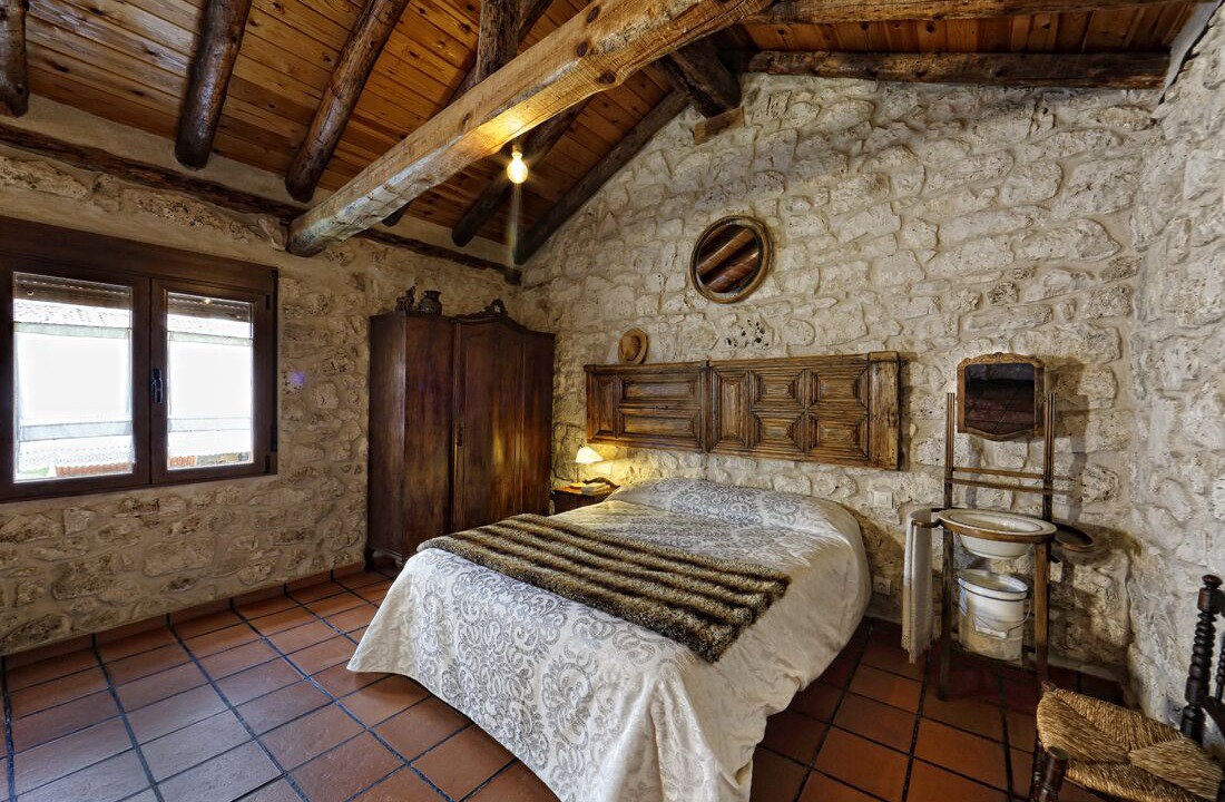 Photo of Bedroom in Adrados