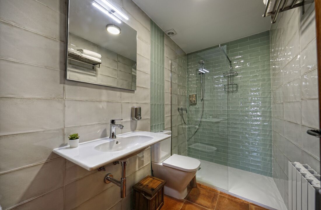 Photo of Bathroom in Adrados