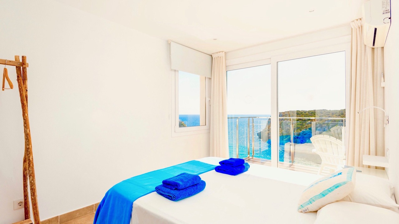 Photo of Bedroom in Cala en Porter