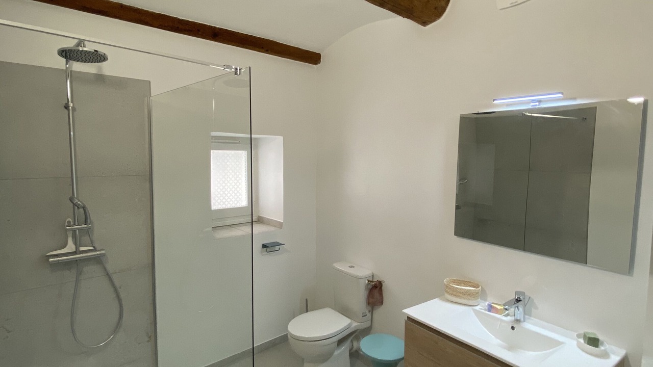 Photo of Bathroom in Cornillon