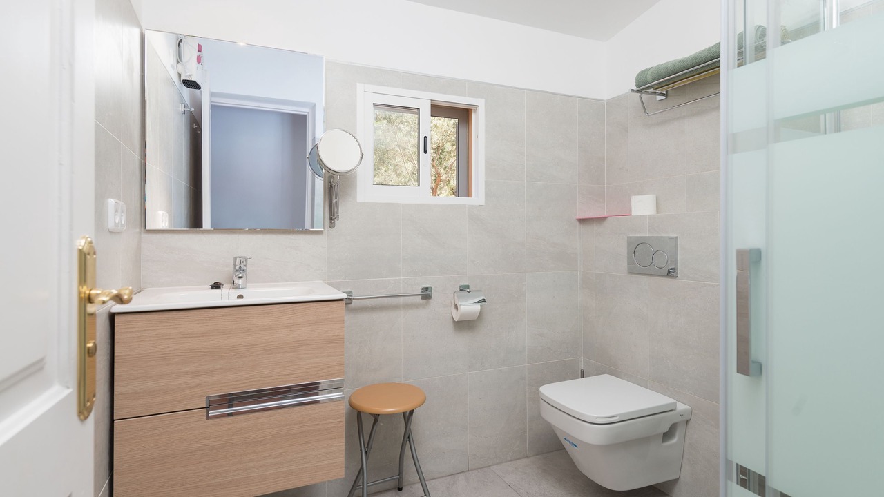 Photo of Bathroom in Soller