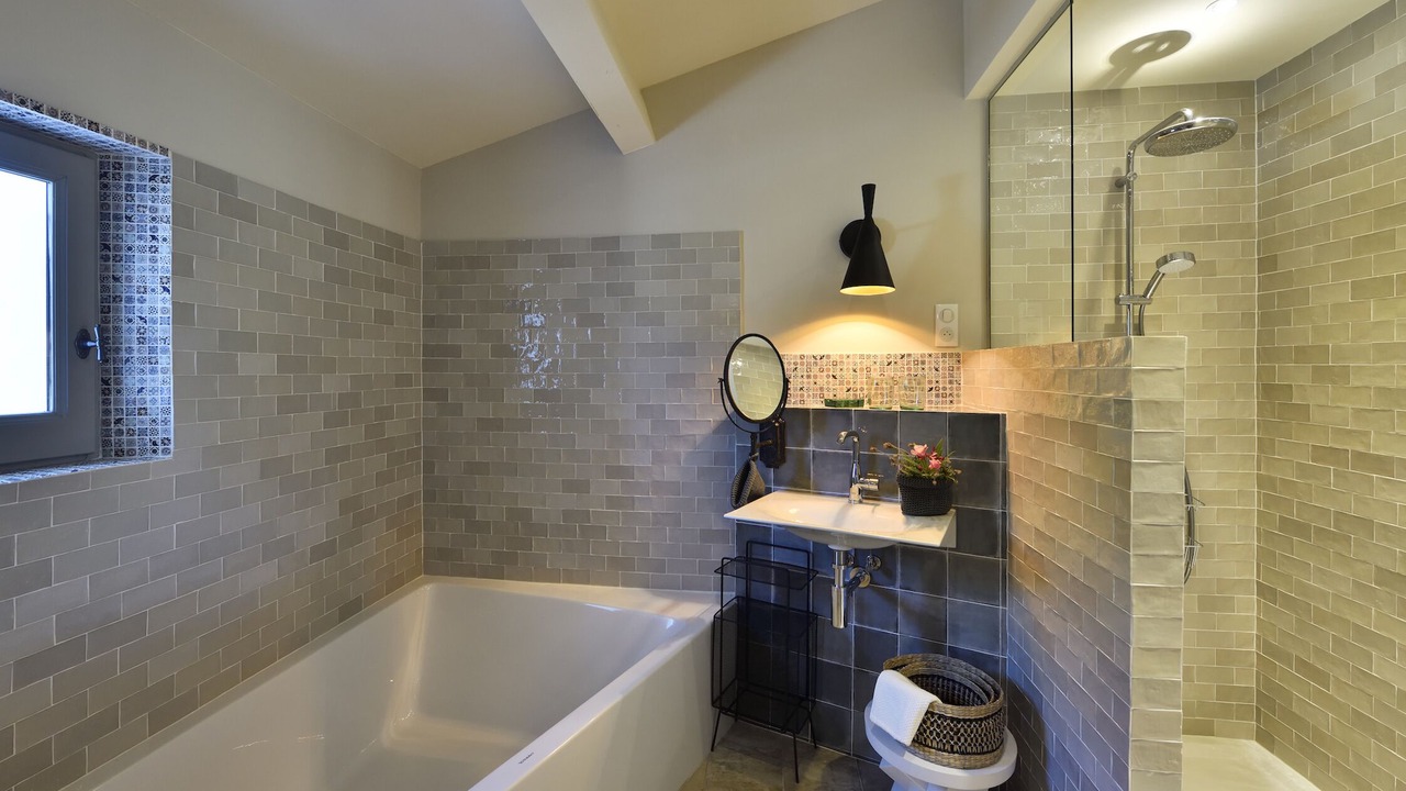 Photo of Bathroom in Saintes-Maries-de-la-Mer