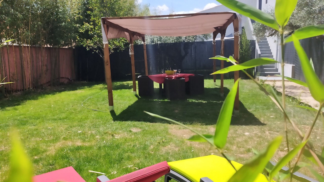 Photo of Patio Balcony in Caremeau