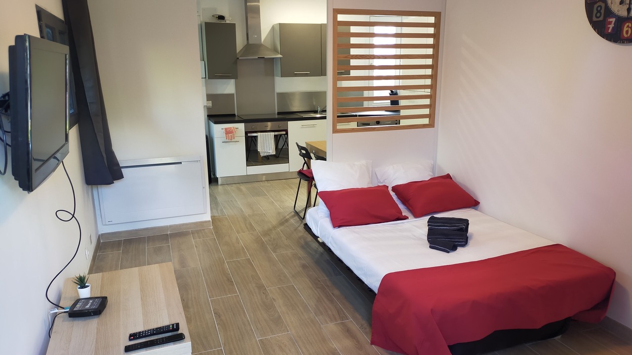 Photo of Bedroom in Caremeau