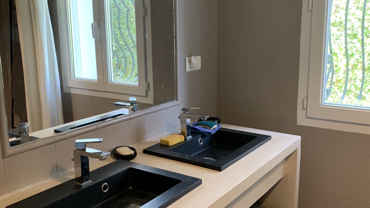 Photo of Bathroom in Maussane