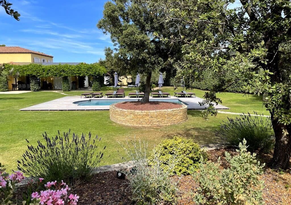 Photo of Outdoor in Lambesc