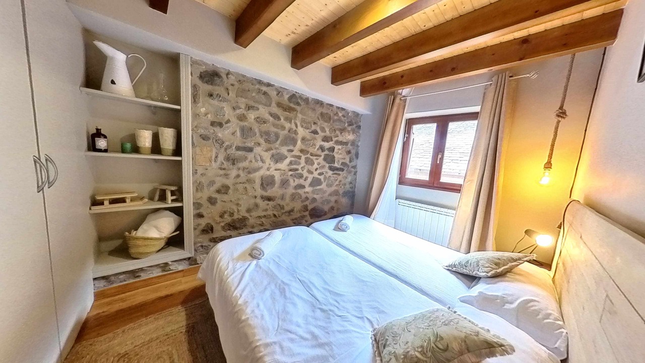 Photo of Bedroom in Escarrilla