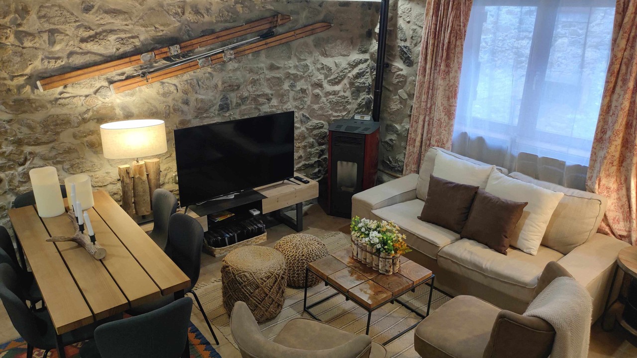 Photo of Livingroom in Escarrilla