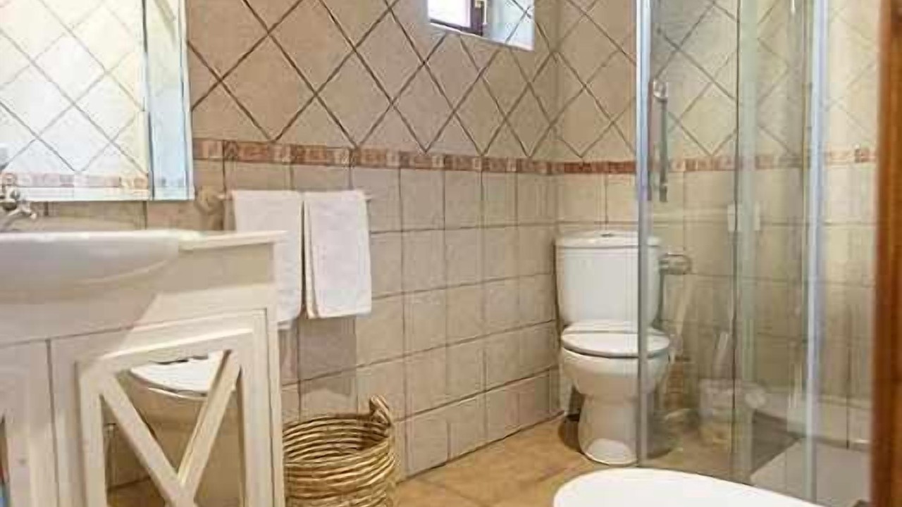 Photo of Bathroom in Escarrilla