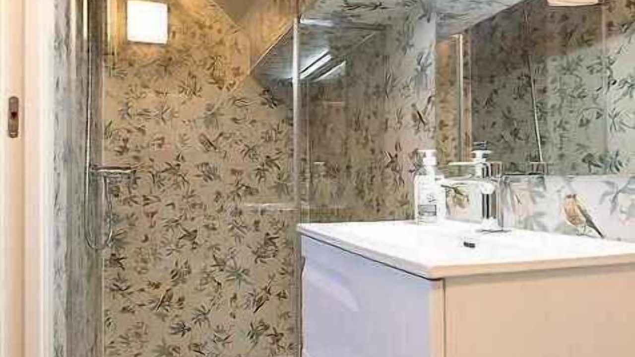 Photo of Bathroom in Escarrilla