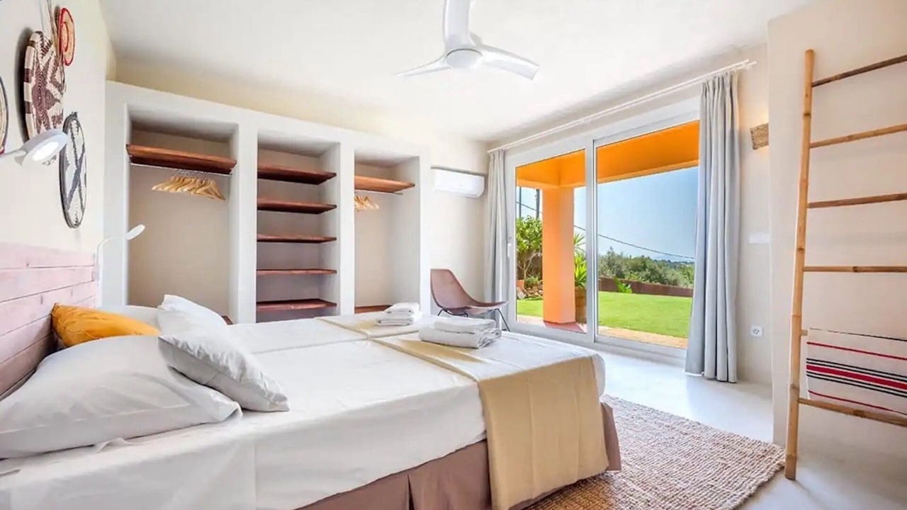 Photo of Bedroom in Portol