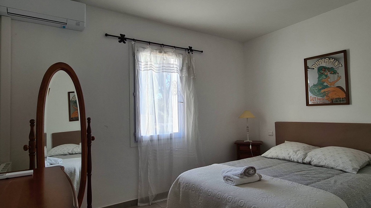 Photo of Bedroom in Chateauneuf-du-Pape