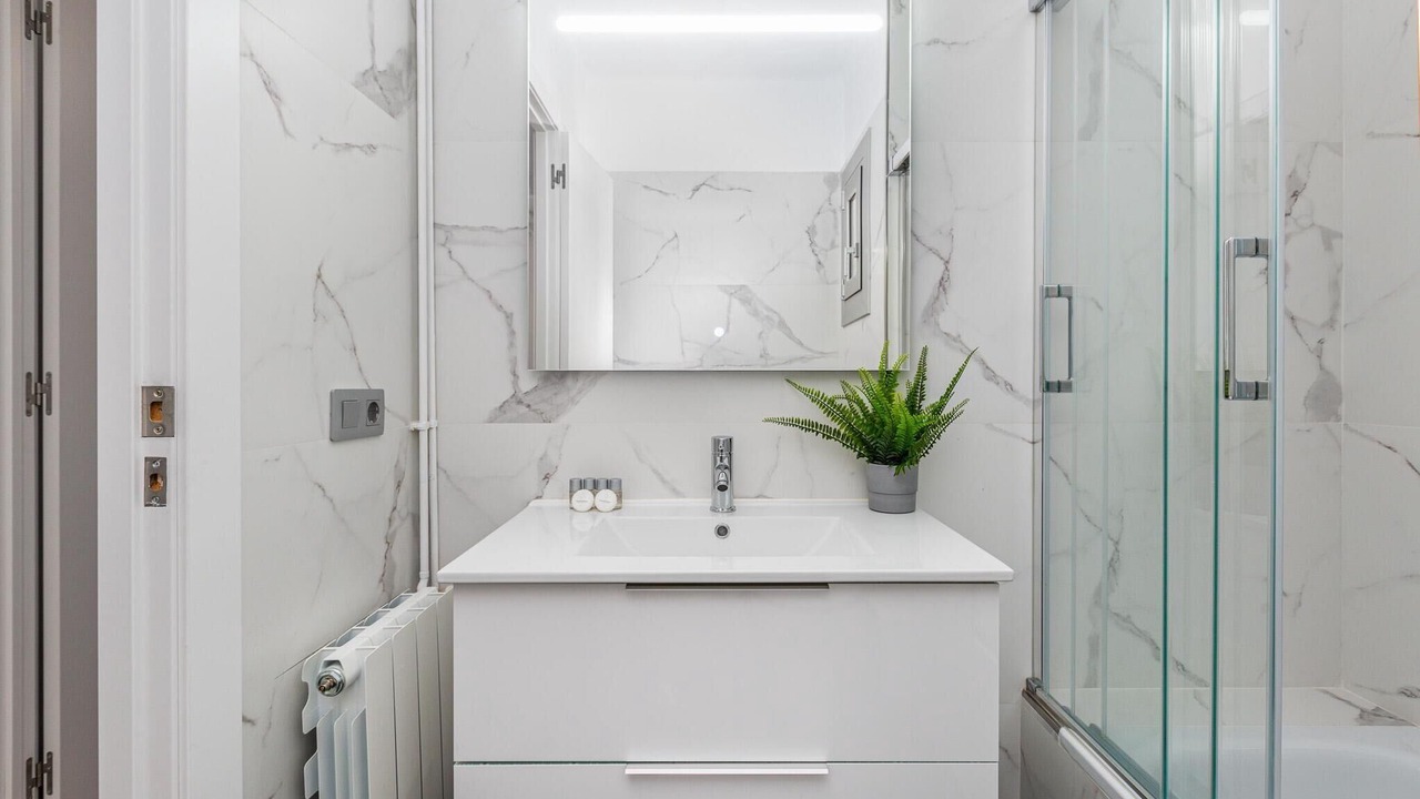 Photo of Bathroom in El Poble-sec