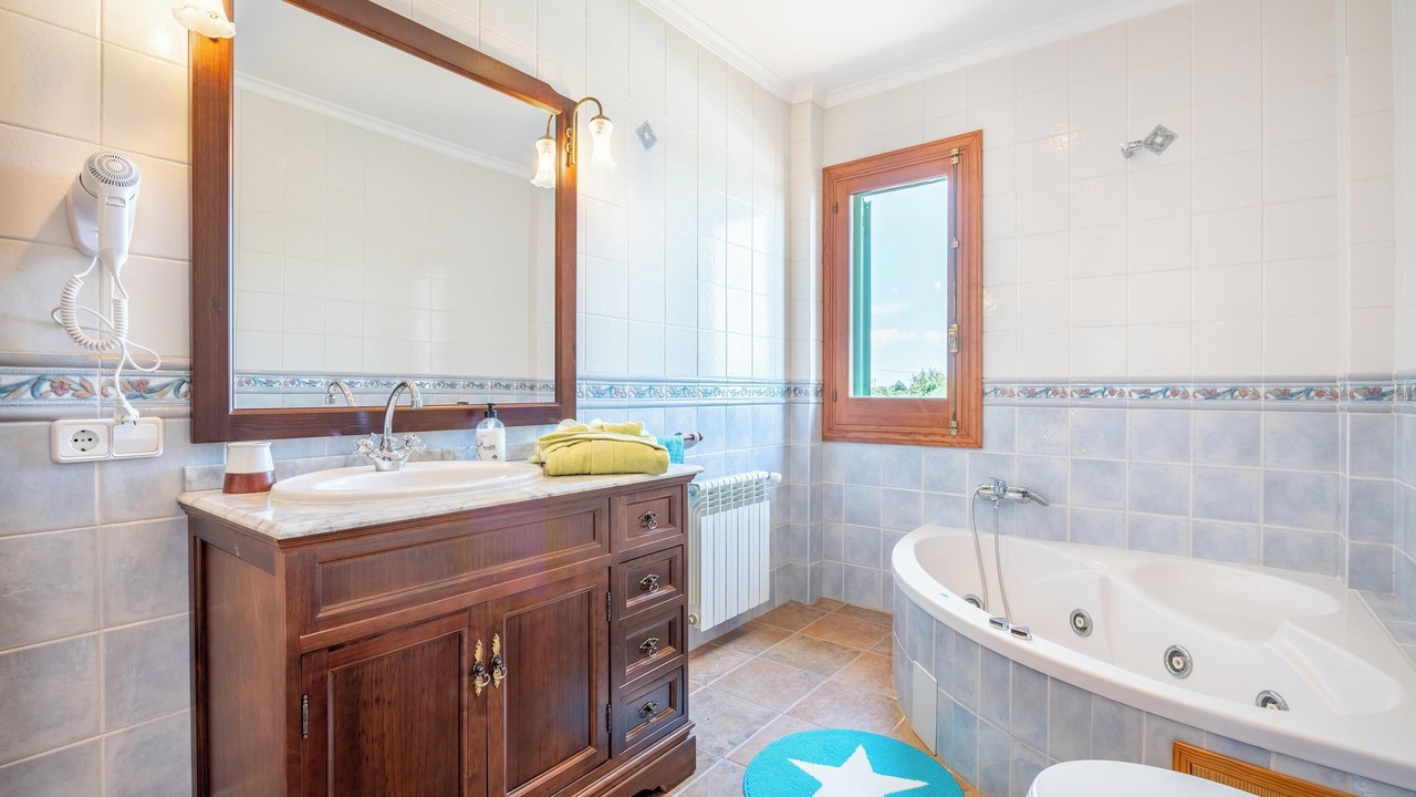 Photo of Bathroom in Son Antem