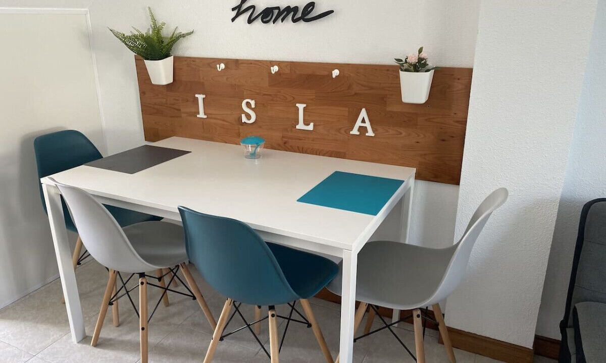 Photo of Others in Isla