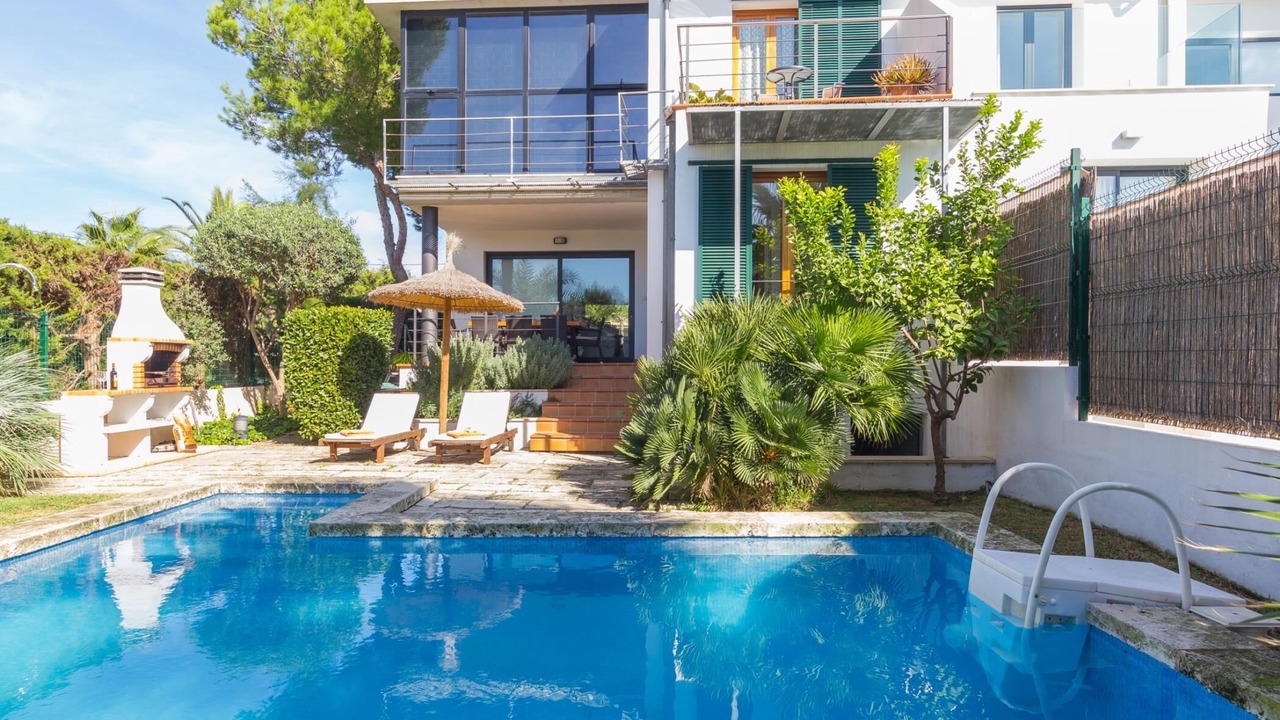 Photo of Outdoor in Son Baulo