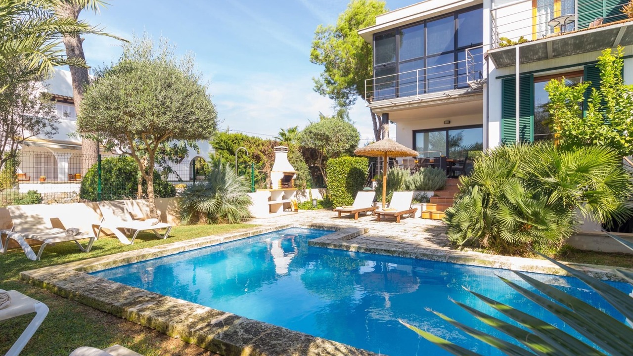 Photo of Outdoor in Son Baulo