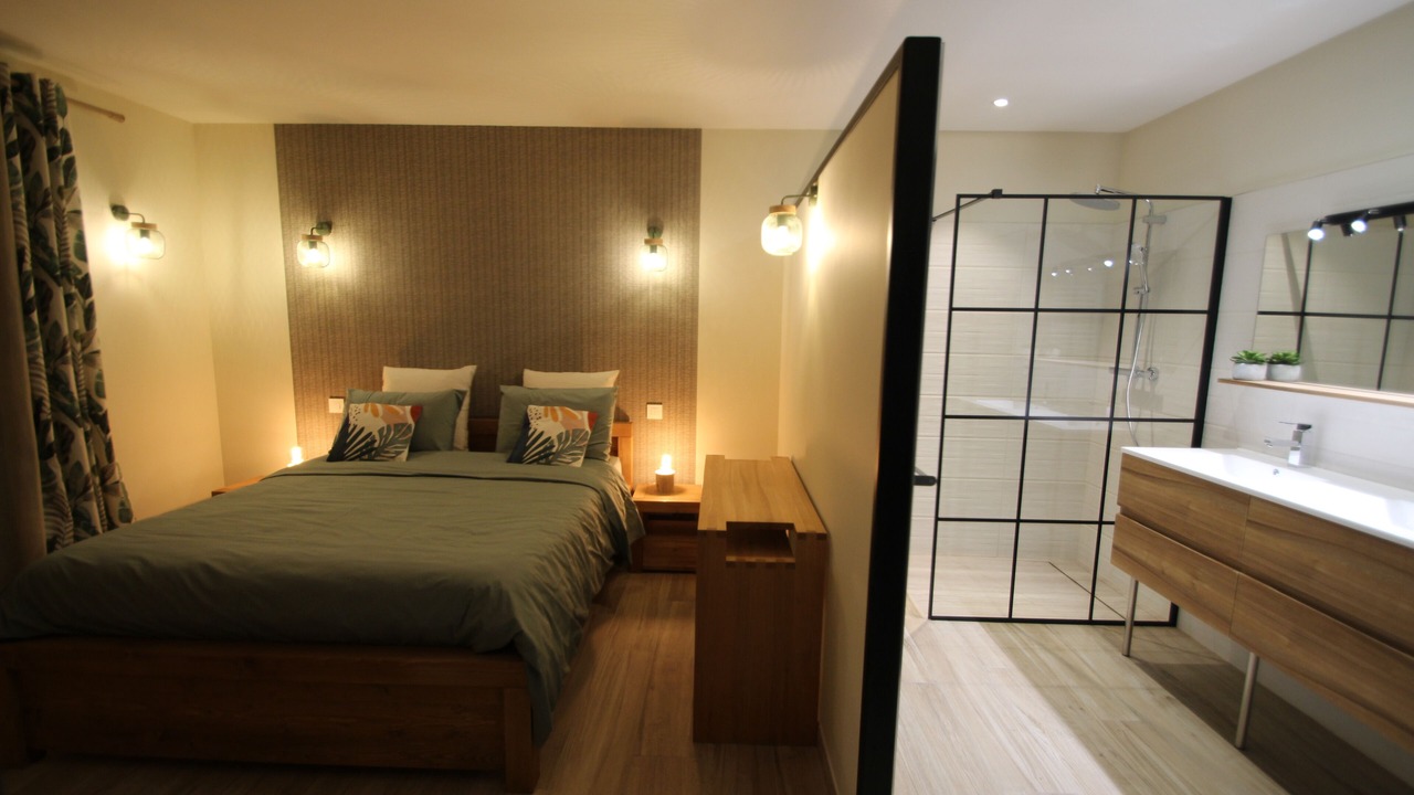 Photo of Bedroom in Saint-Etienne-du-Gres