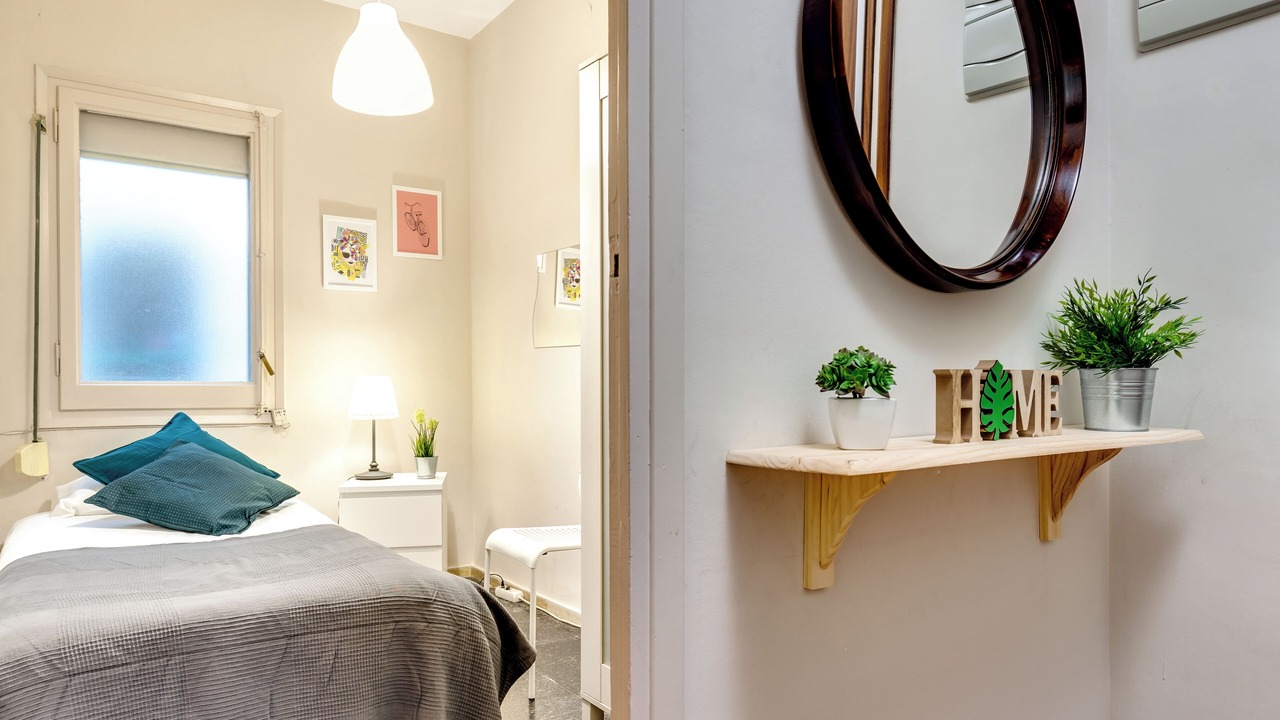 Photo of Bedroom in Sants-Badal