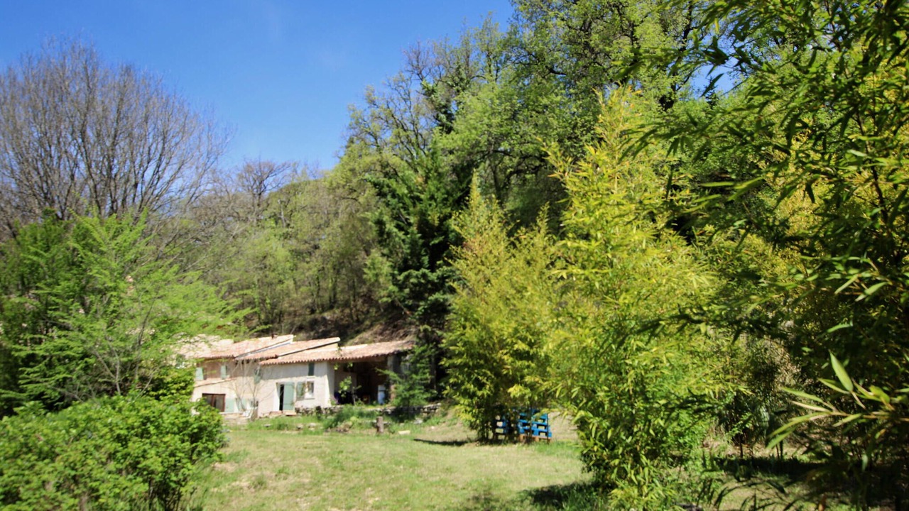 Photo of Others in Goult