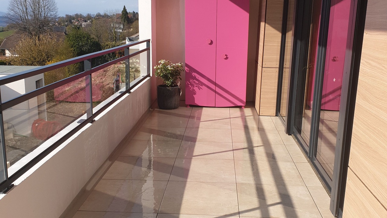 Photo of Patio Balcony in Pugny-Chatenod