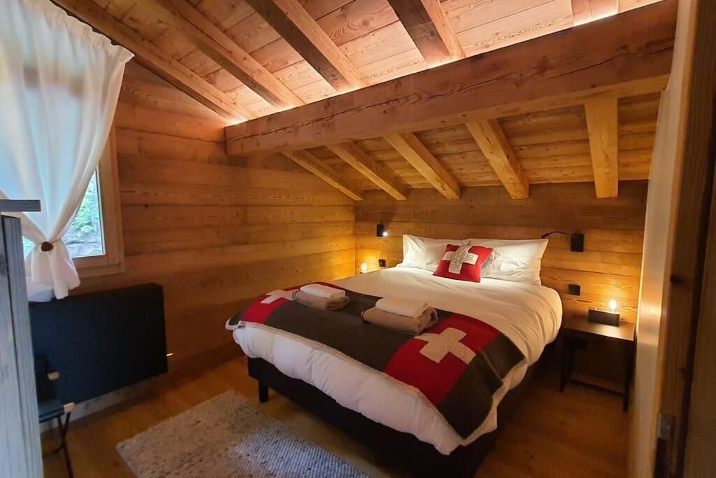 Photo of Bedroom in Les Gets