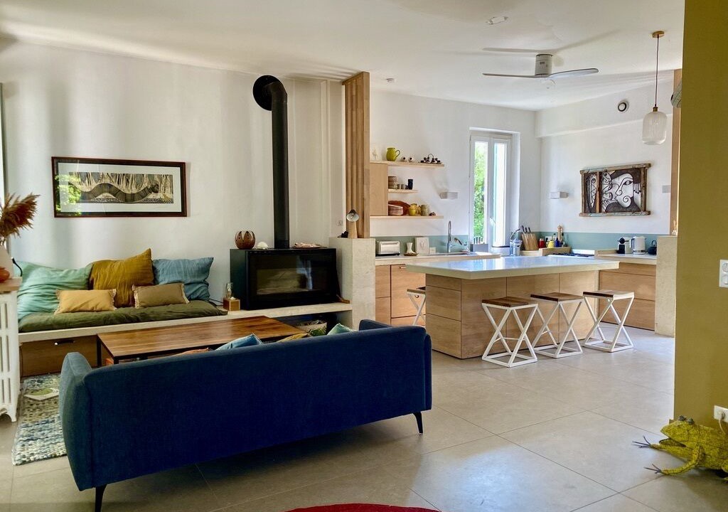 Photo of Livingroom in 8th Arrondissement