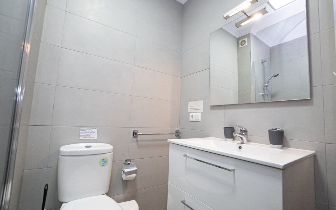 Photo of Bathroom in Nerja City Centre