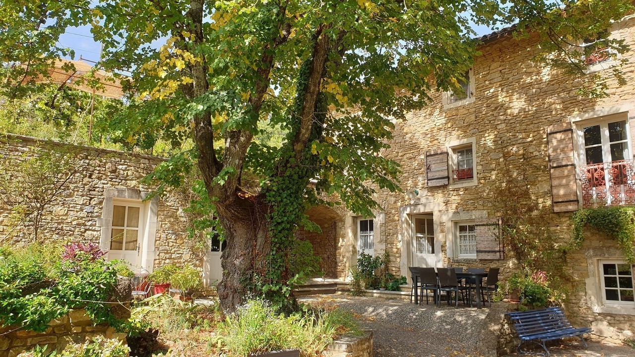 Photo of Patio Balcony in Saint-Paulet-de-Caisson