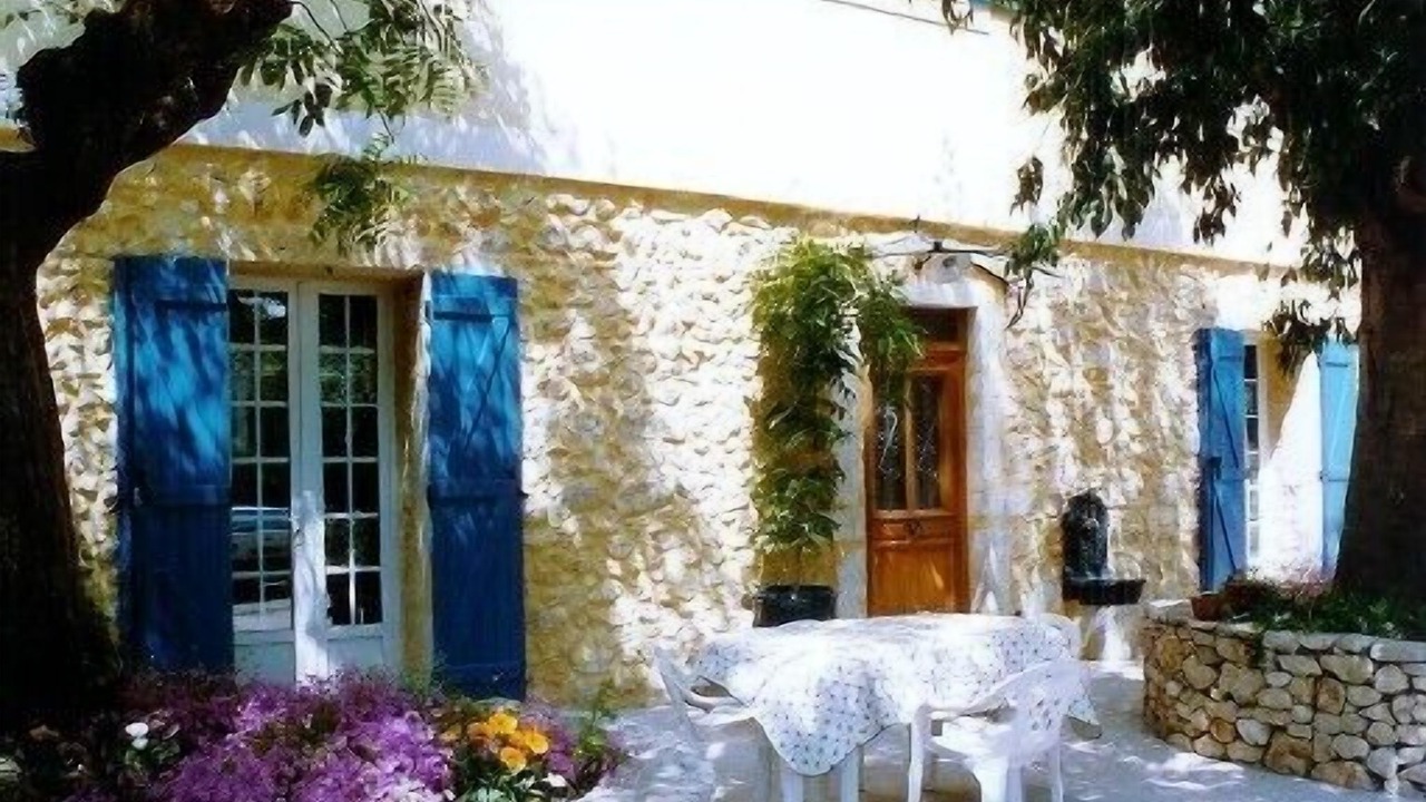 Photo of Outdoor in Russan