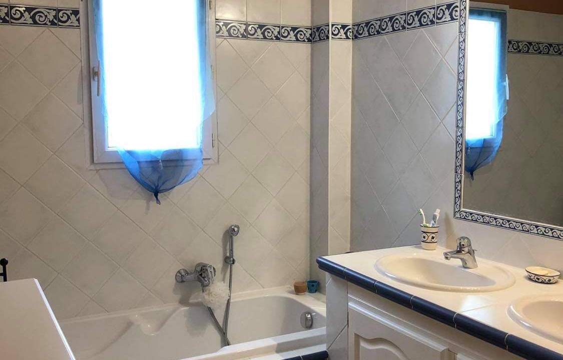Photo of Bathroom in Cabannes