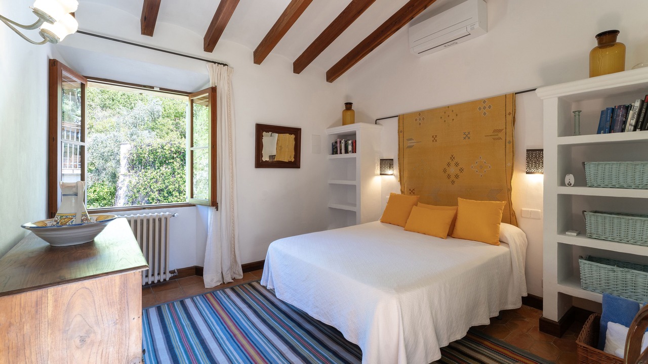 Photo of Bedroom in Deia