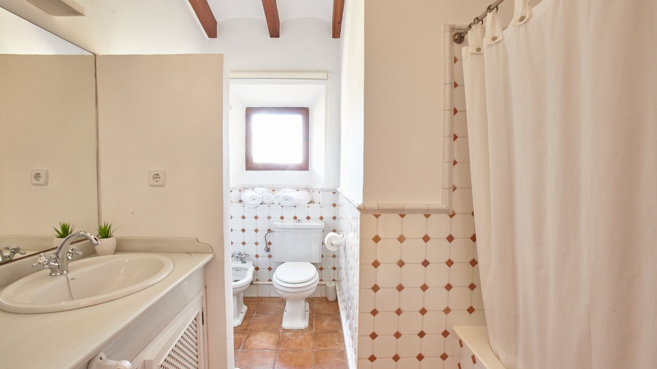 Photo of Bathroom in Deia