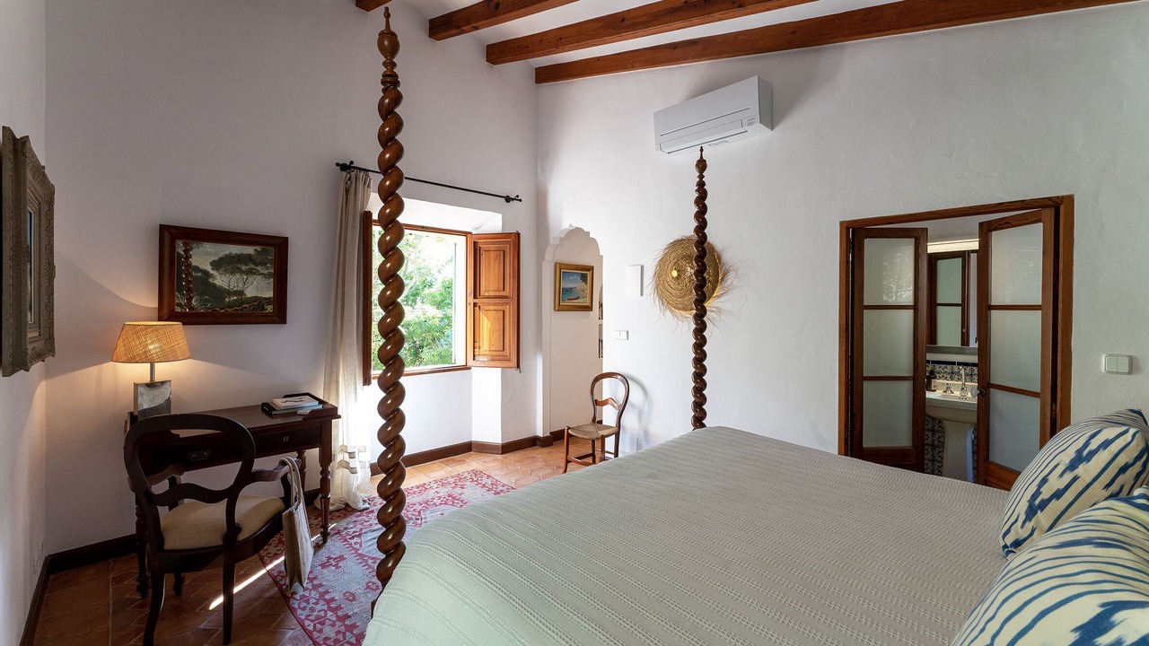 Photo of Bedroom in Deia