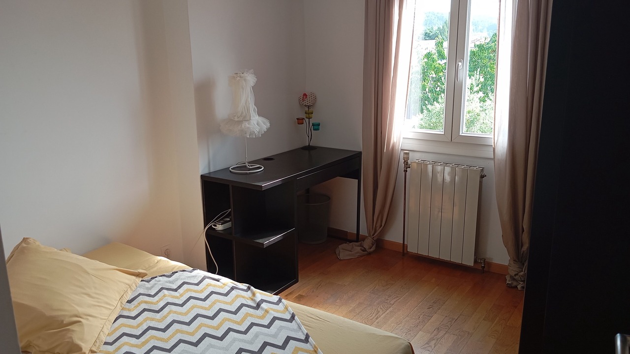 Photo of Bedroom in Bouc-Bel-Air