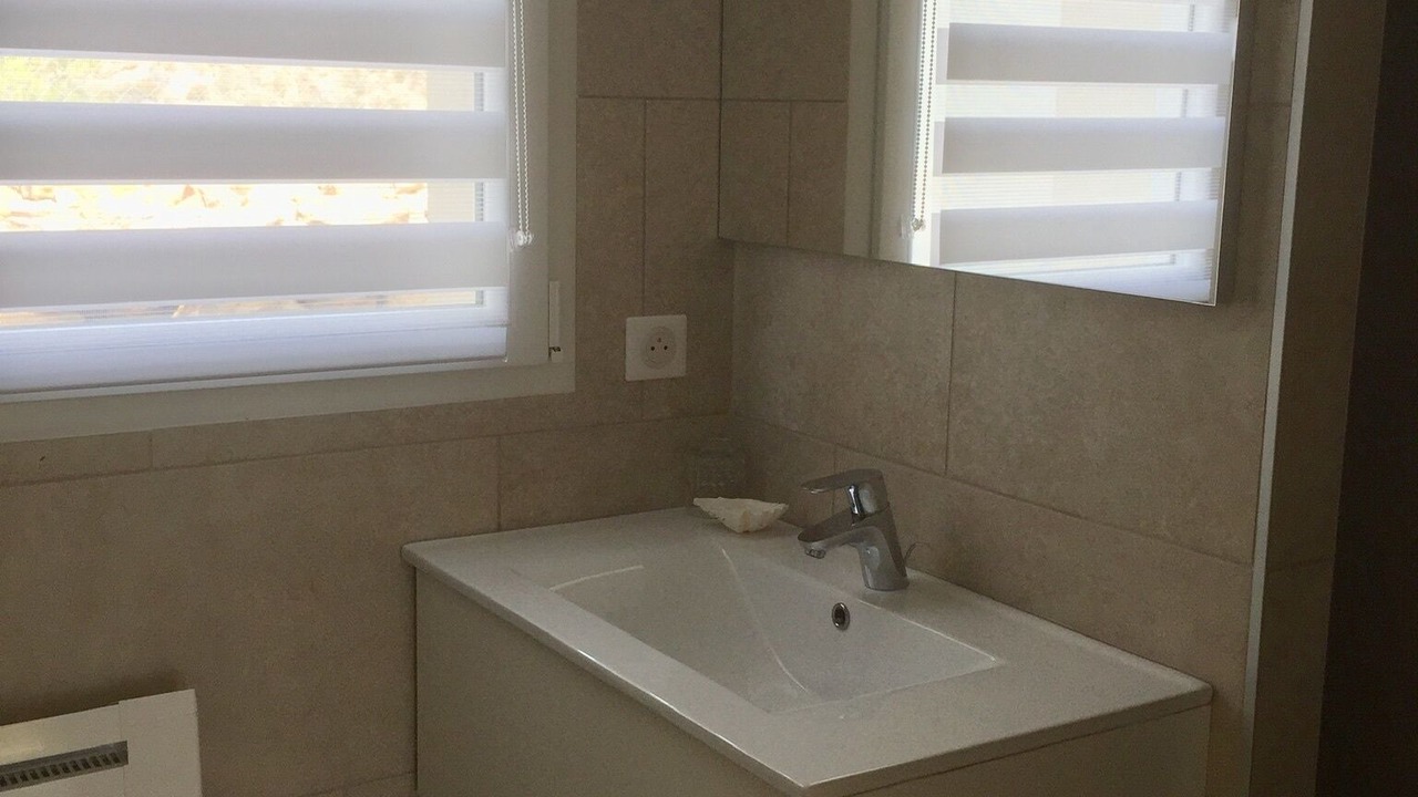 Photo of Bathroom in Ensues-la-Redonne