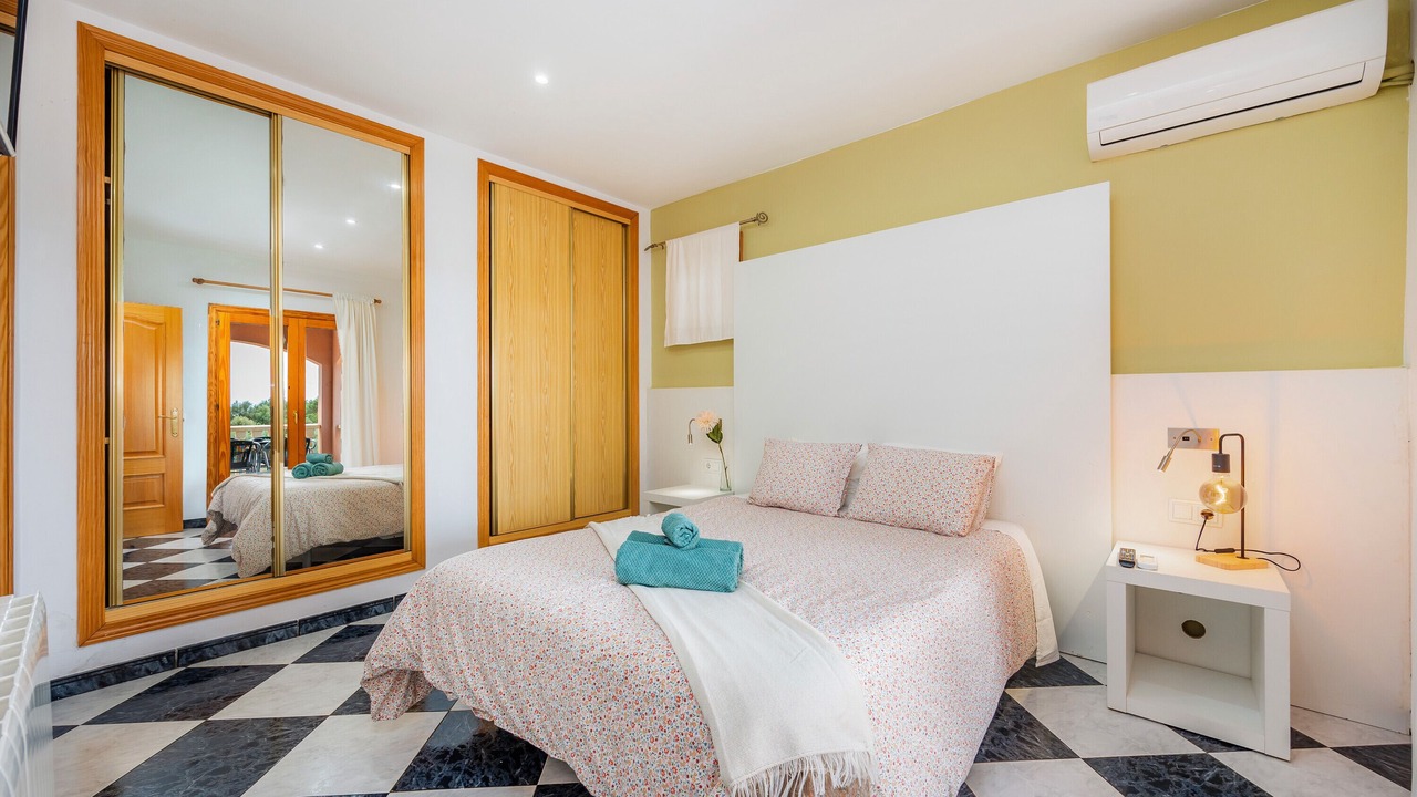 Photo of Bedroom in Son Antem