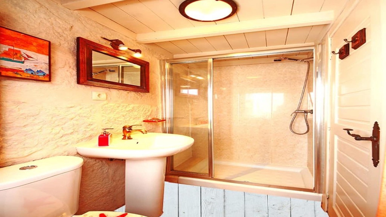 Photo of Bathroom in Combarro