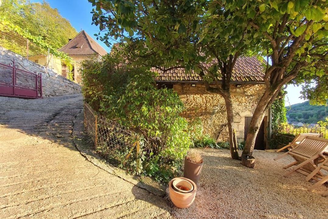 Photo of Outdoor in Cenac-et-Saint-Julien