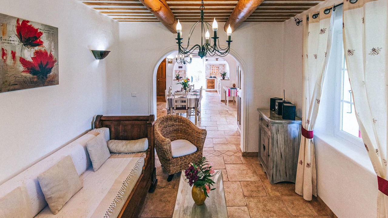 Photo of Bedroom in Lioux
