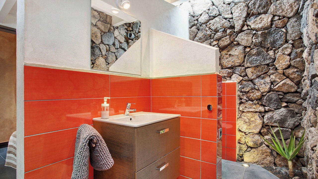 Photo of Bathroom in Haria