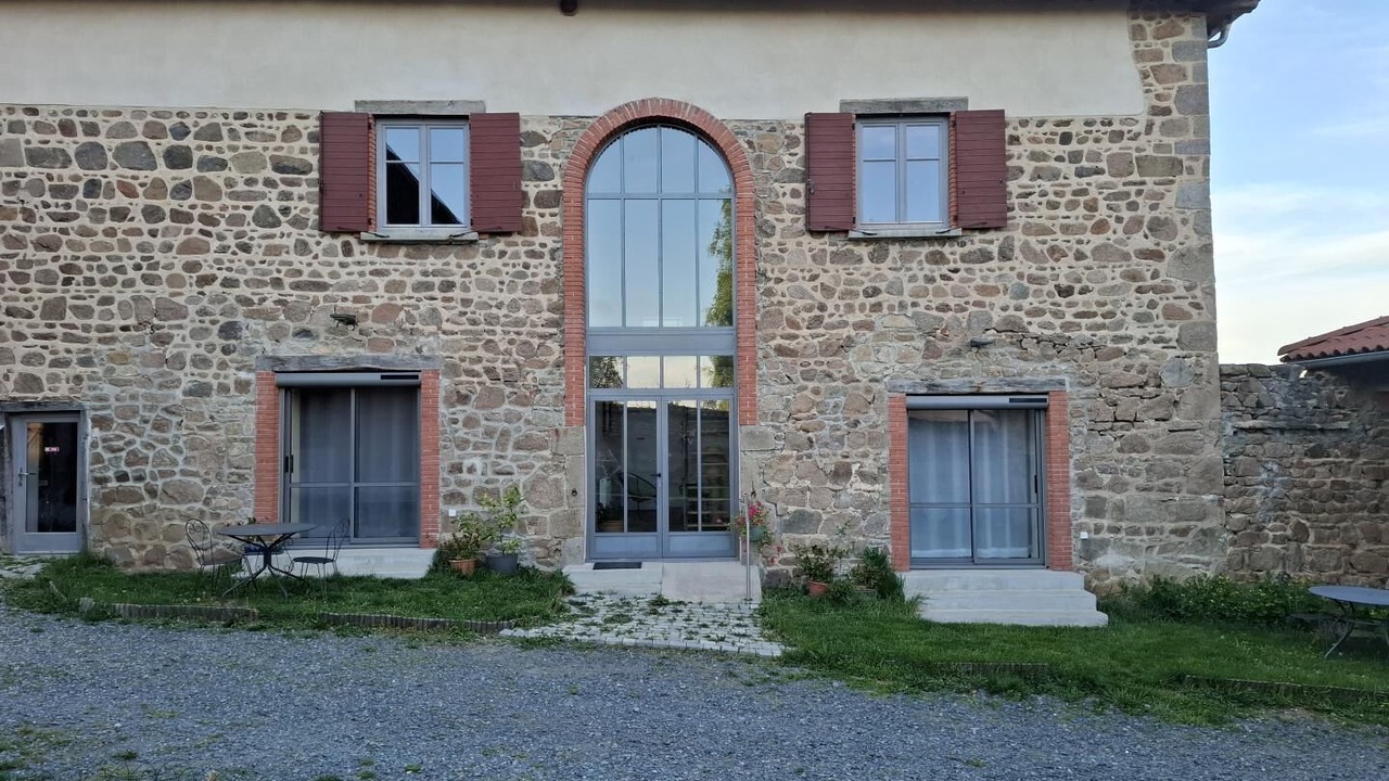 Photo of Outdoor in Saint-Clement-les-Places