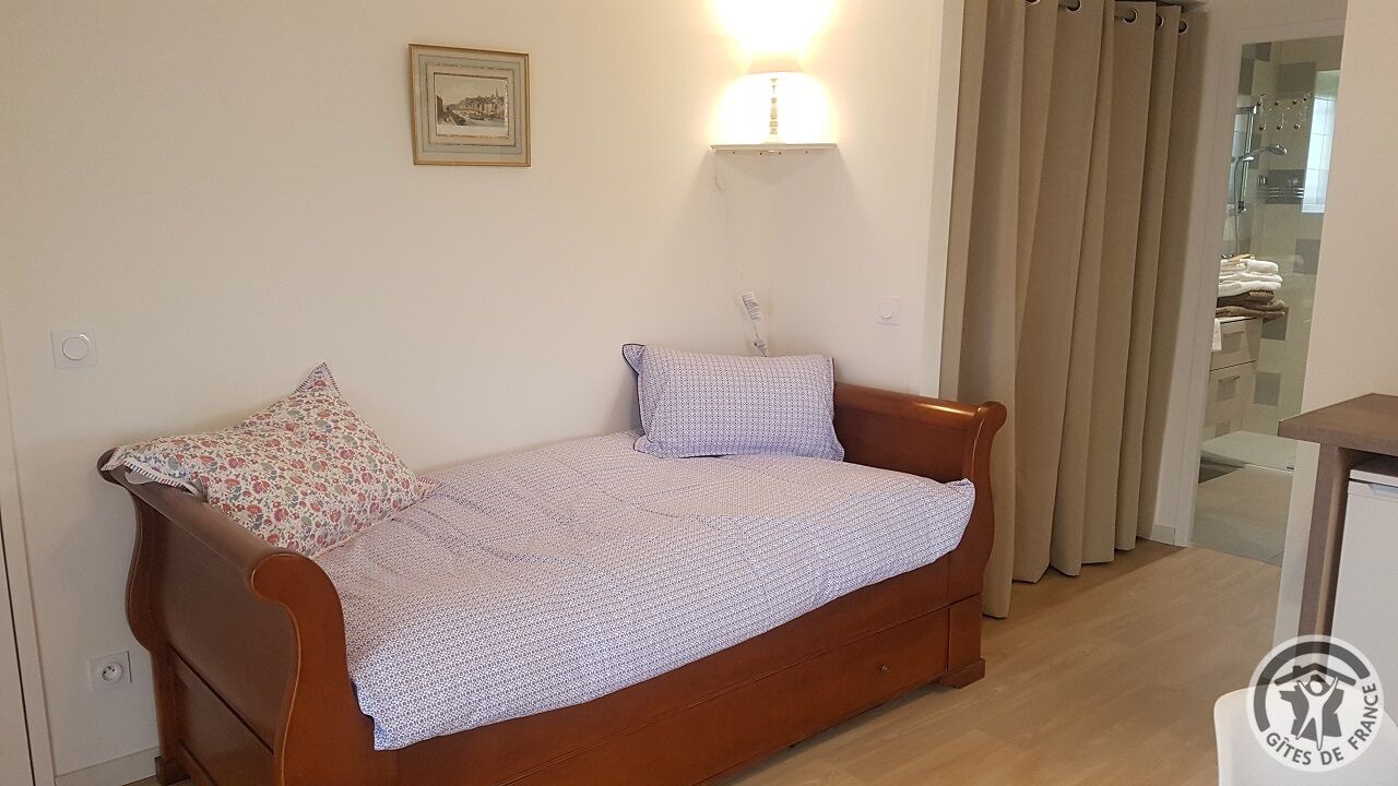 Photo of Bedroom in Saint-Clement-les-Places