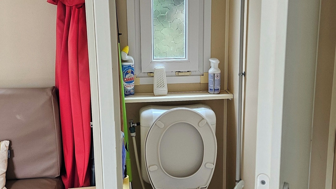 Photo of Bathroom in La Roque-d'Antheron